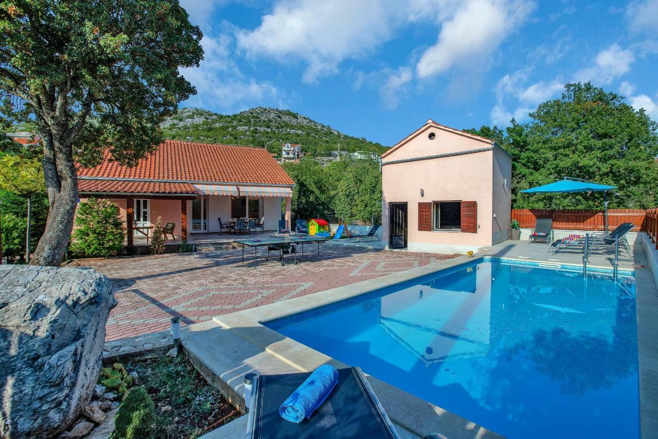 Villa Zvonimir Zagvozd المظهر الخارجي الصورة