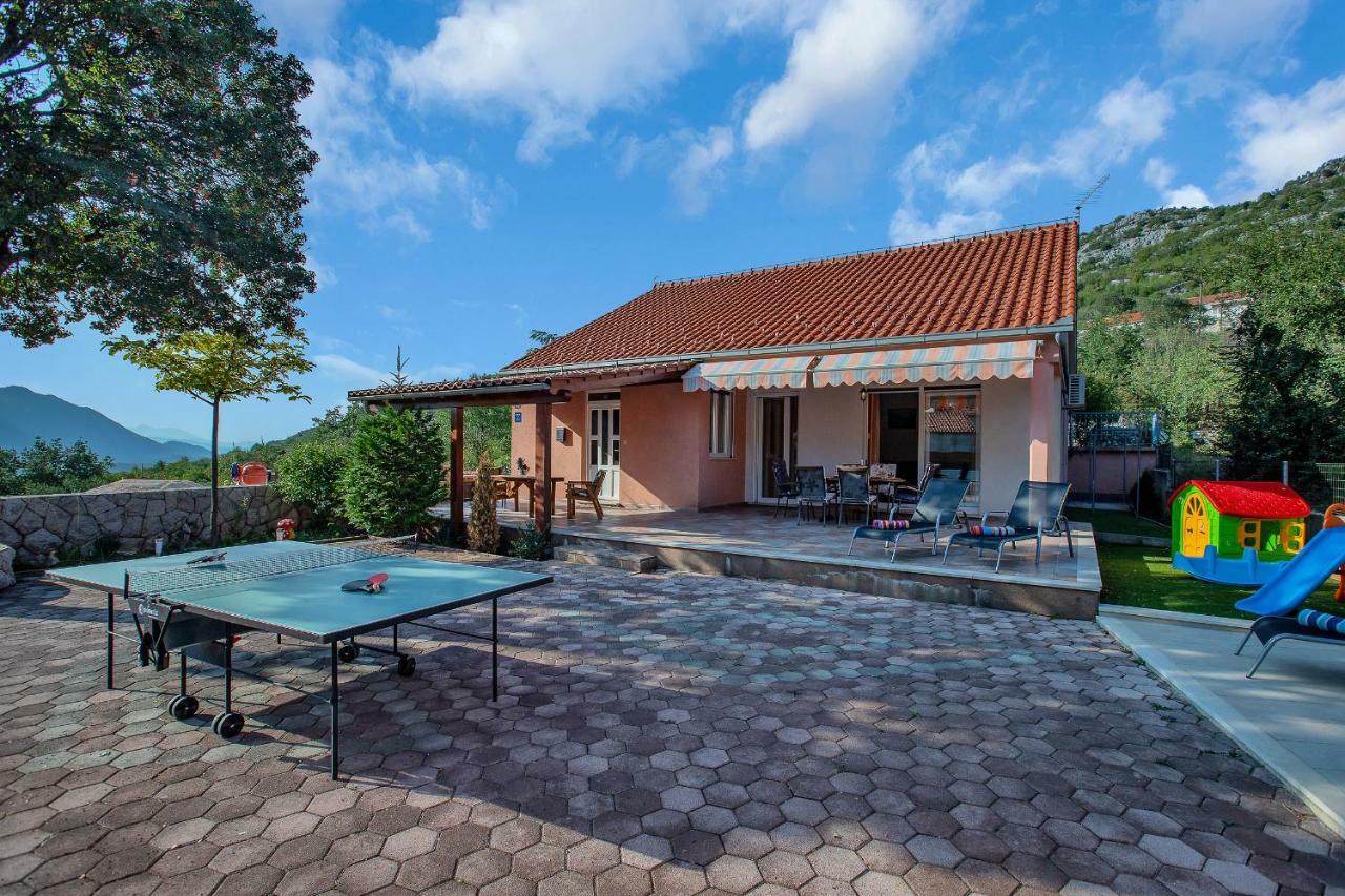 Villa Zvonimir Zagvozd المظهر الخارجي الصورة