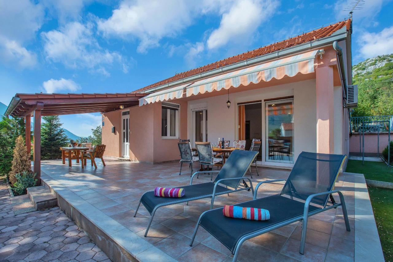 Villa Zvonimir Zagvozd المظهر الخارجي الصورة